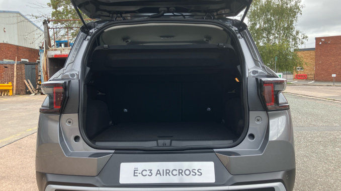 Citroen C3 Aircross 83kW Extended Range Collection 54kWh 5dr Auto Electric Hatchback - Image 4
